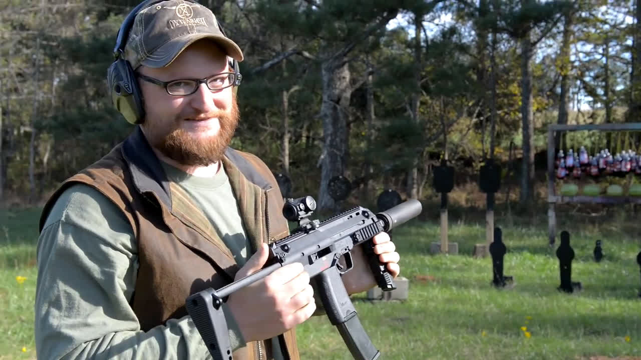 【枪械介绍(iv8888)】h&k mp7 a1