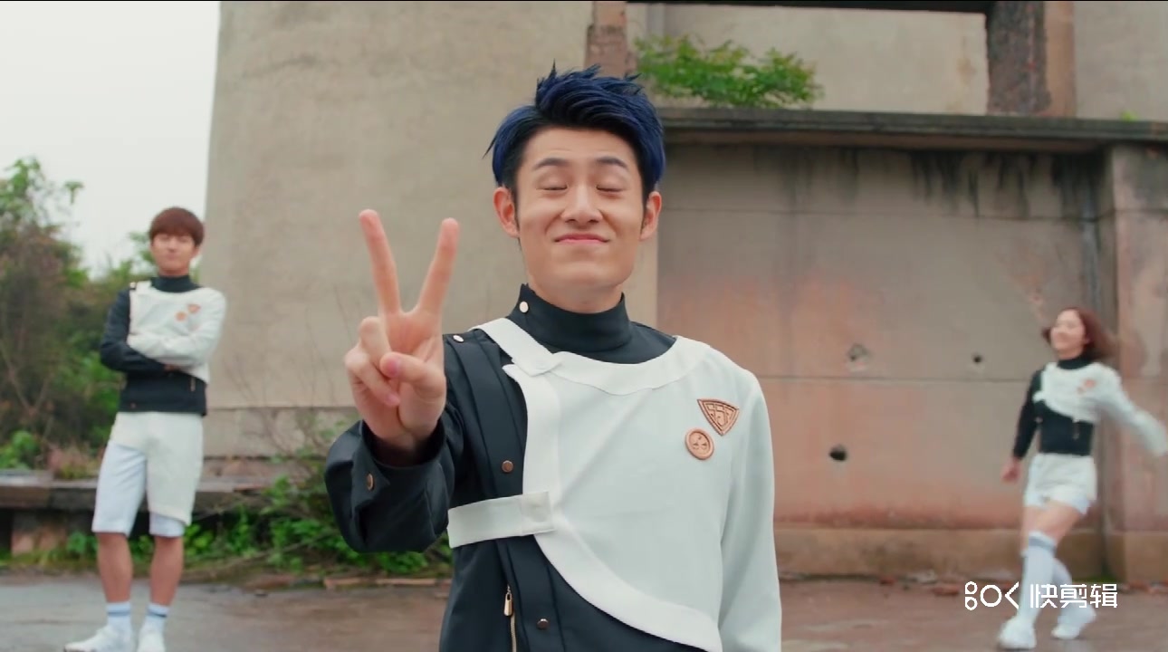 超星星学园第10集彭楚粤李亚当cut