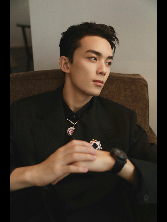 【吴磊】mac好好做做妆发吧