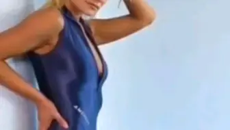 AMORESY连体衣模摄影特展示