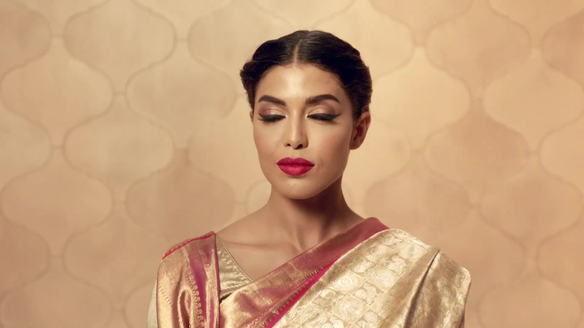 MAC Bengali Bridal Look  MAC Cosmetics哔哩哔哩bilibili