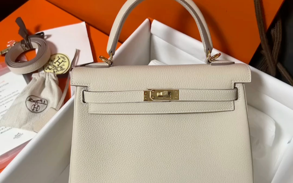 hermes kelly 25cm 内缝 10/craie 奶昔白金扣 法国