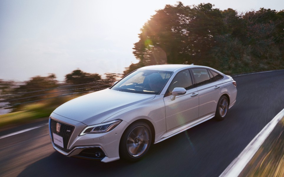 【日规丰田皇冠rs运动版】谢谢,再见 - 致最后的国产皇冠从来没见过