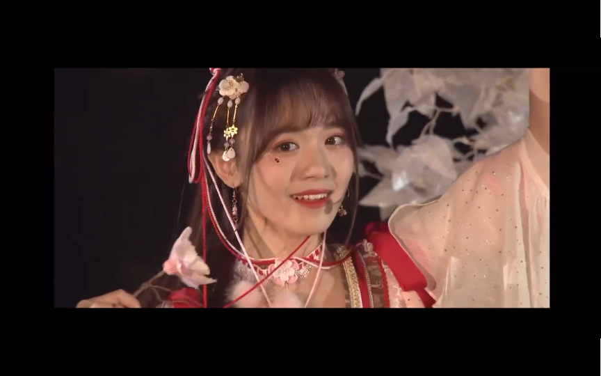 【万丽娜】【春夏秋冬】这才是真正的金曲大赏_哔哩哔哩_bilibili