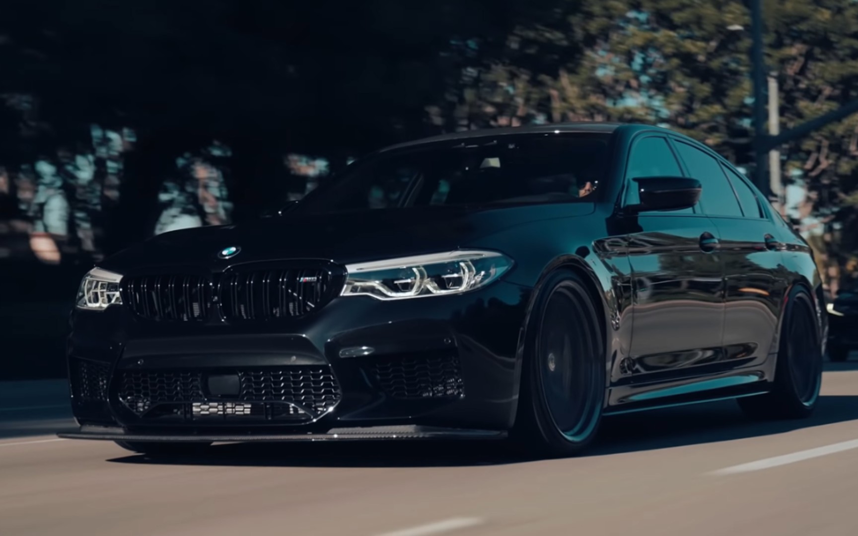 宝马m5黑武士(4k)