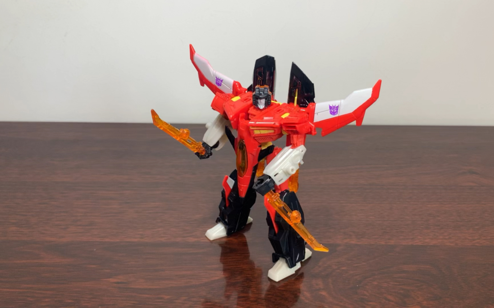 用胶扎实!变形金刚idw系列d级舰队红蜘蛛!