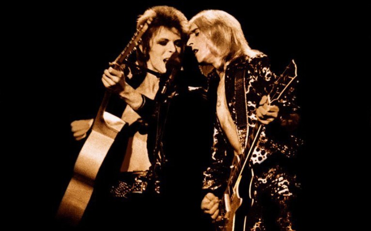 guitarpro扒谱mottthehoopledavidbowie作词alltheyoungdudes