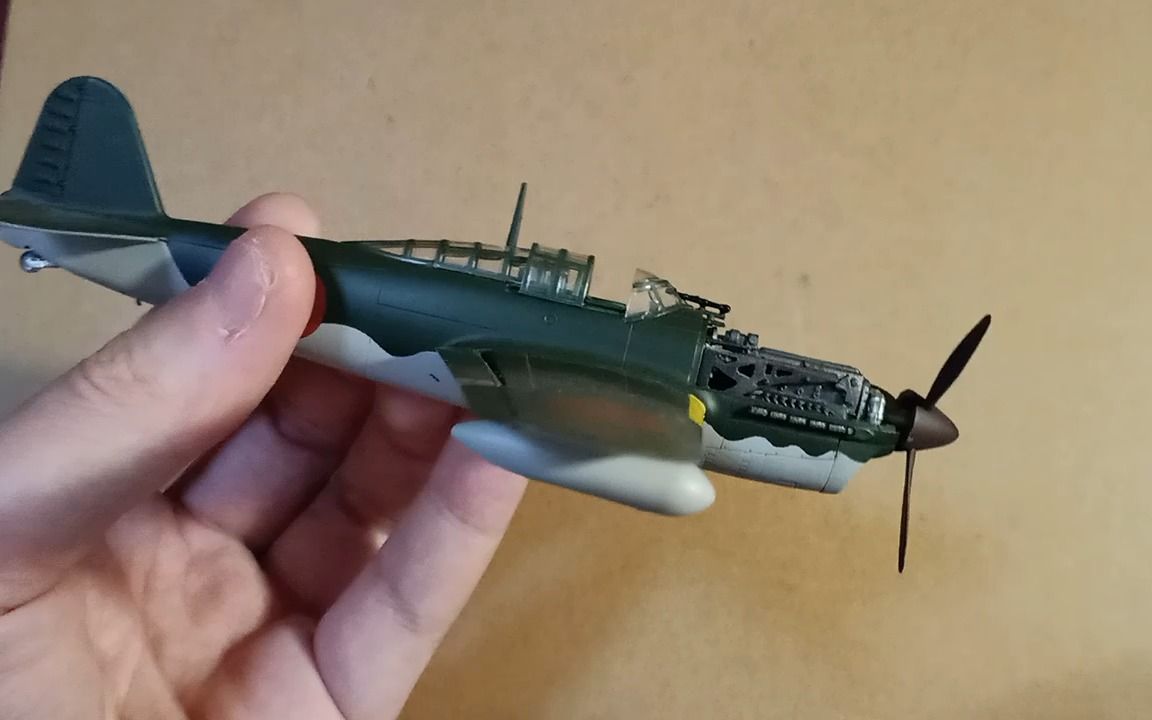 回看ftoys的壮举 72高可动小灰机