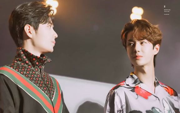 心却为他打着伞,每当我想你一次,天空飘落一粒沙#肖战王一博