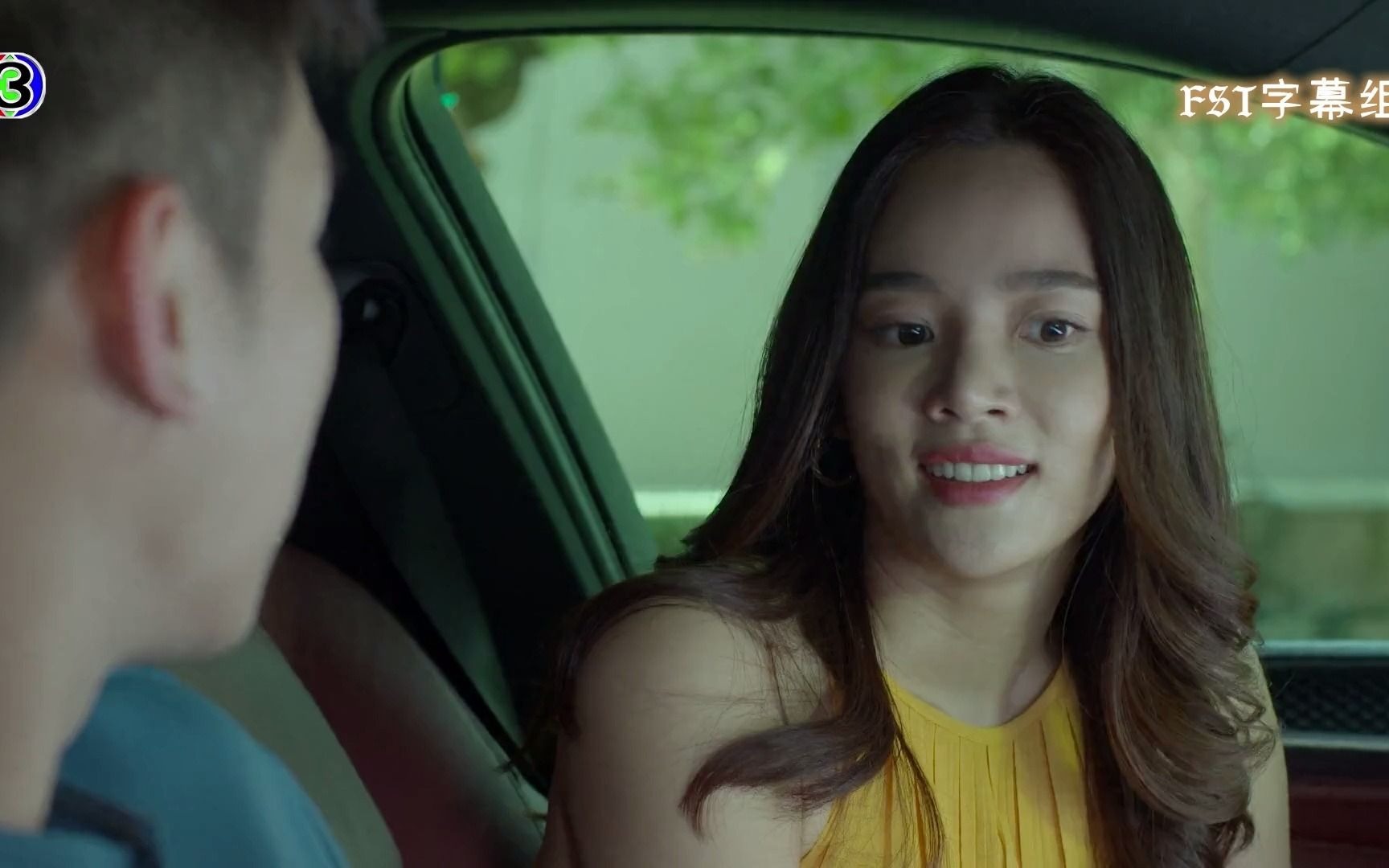 【泰剧中字】假面谜情(kenp&icep) 女仆换上夫人的衣服上了男主人的车