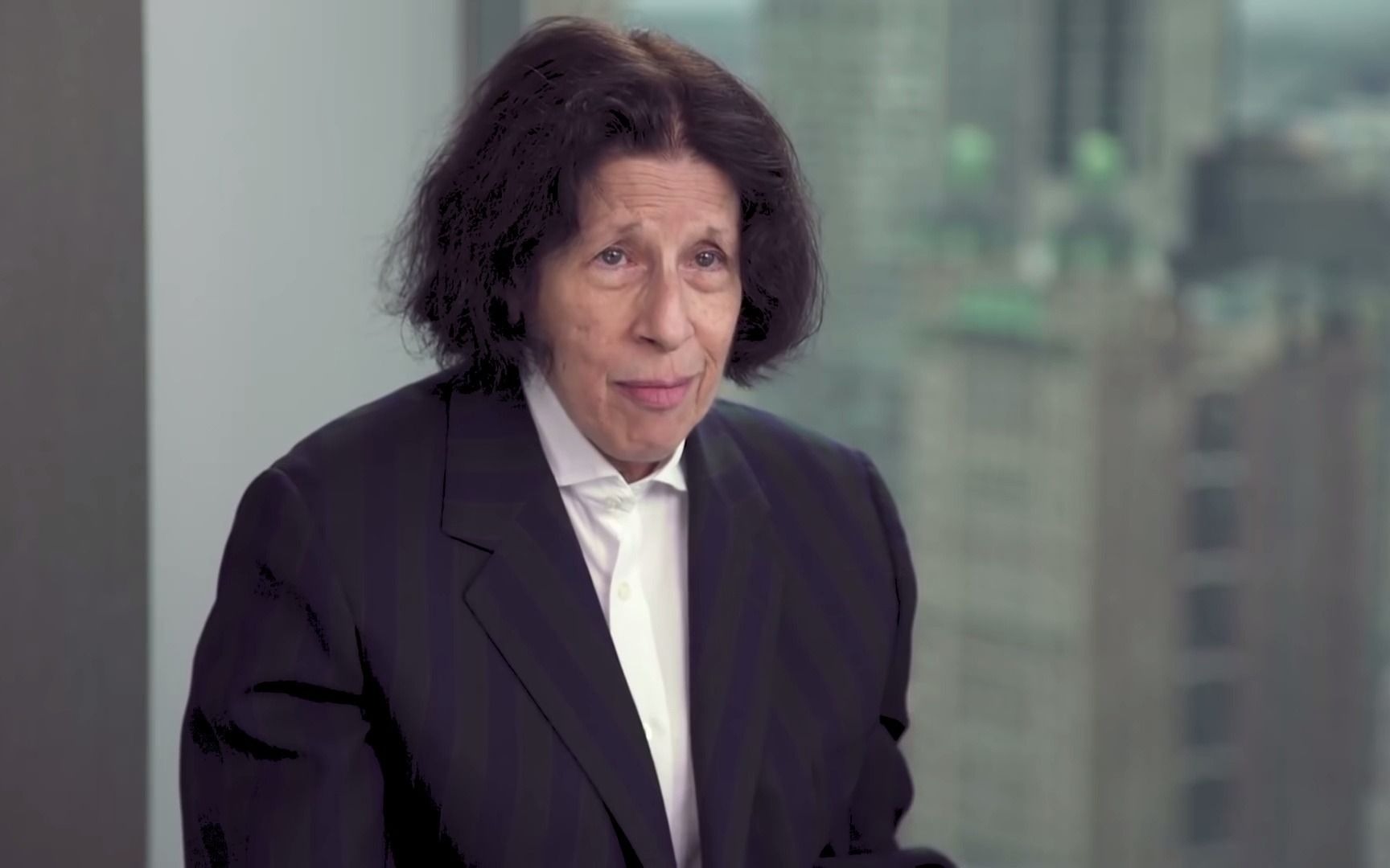 fran lebowitz doesnt have an iphone because your