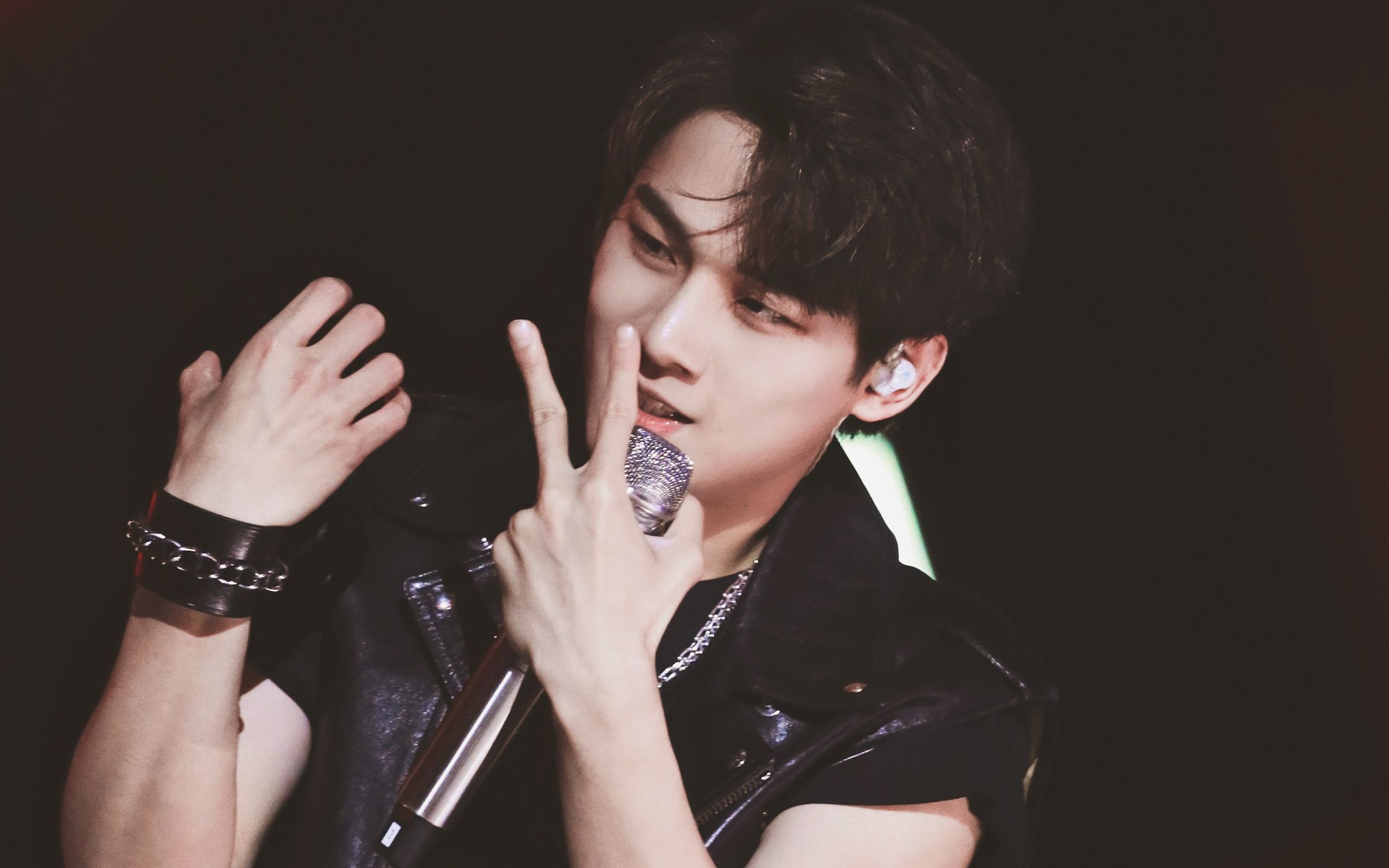 【姚琛|成团夜直拍】恭喜泛领文化学员姚琛以第五名的好成绩出道!