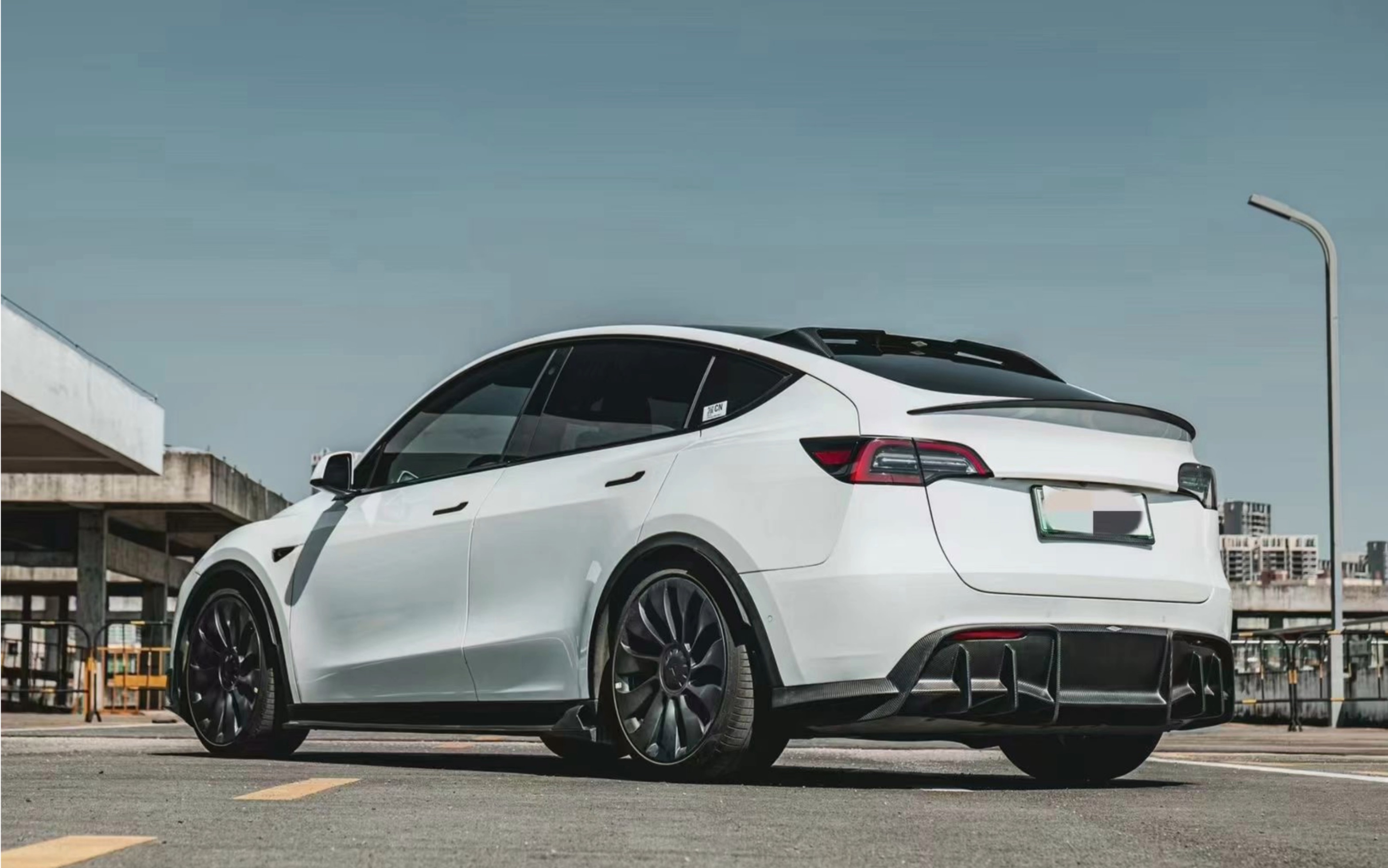 特斯拉modely ardo外观套件!碳纤维材质!