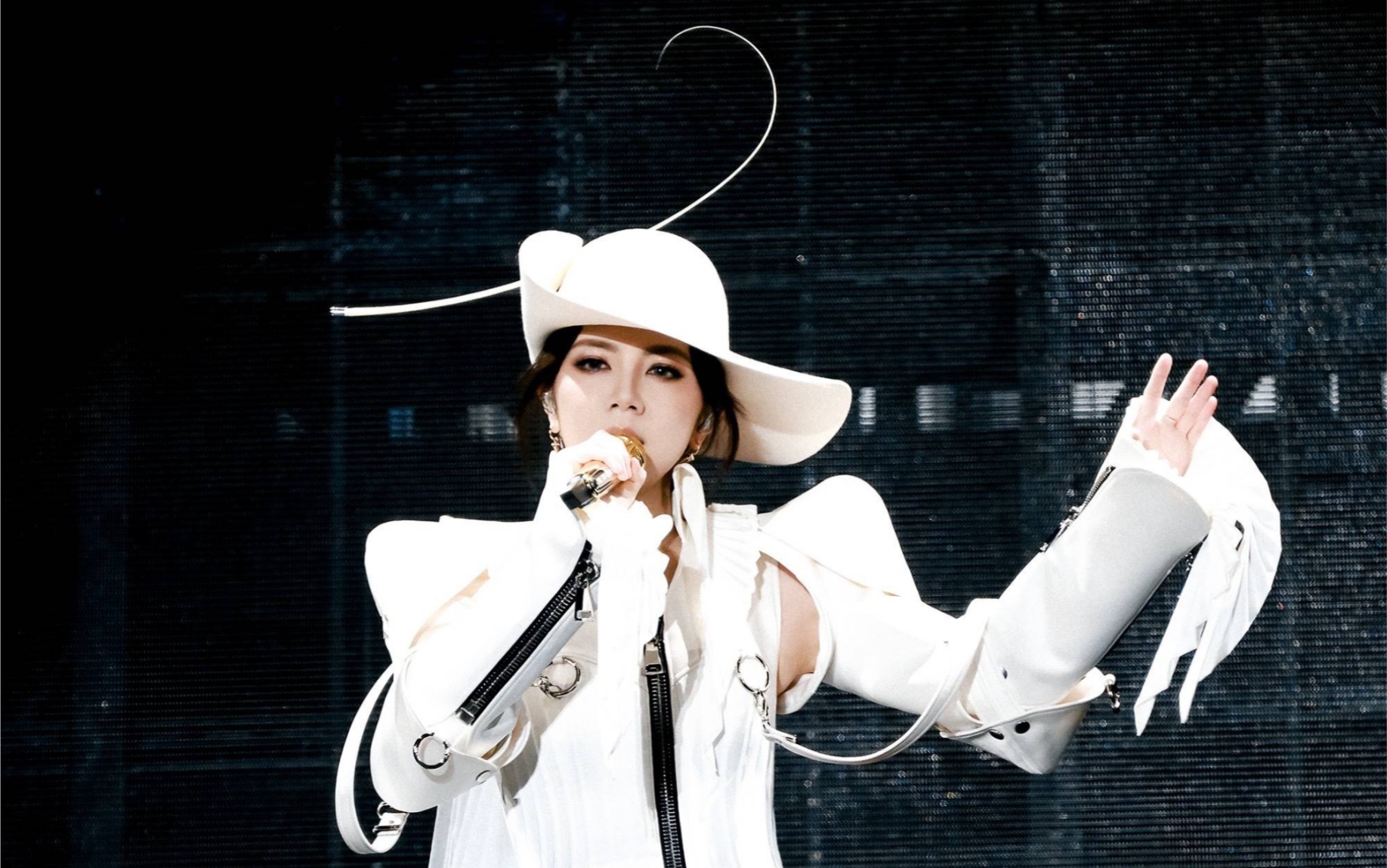 「邓紫棋」1.7深圳-灰狼 来自天堂的魔鬼