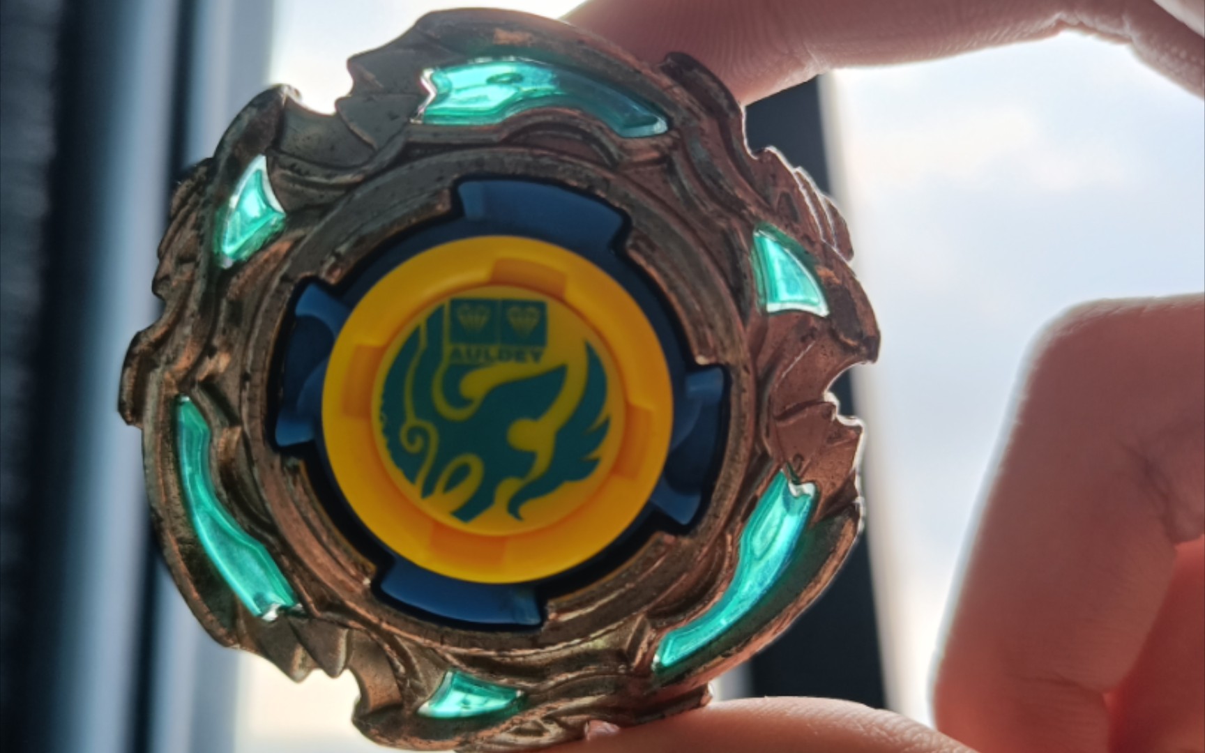 童年第一颗二代陀螺——烈风光翼,虽然实力拉胯,但是充满了回忆