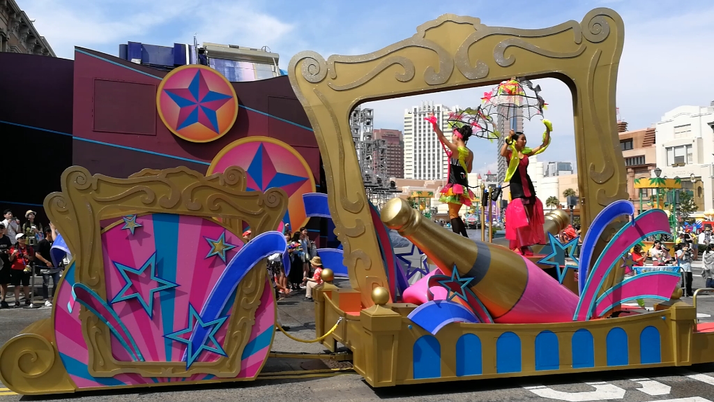 偶遇大阪环球影城花车游行2