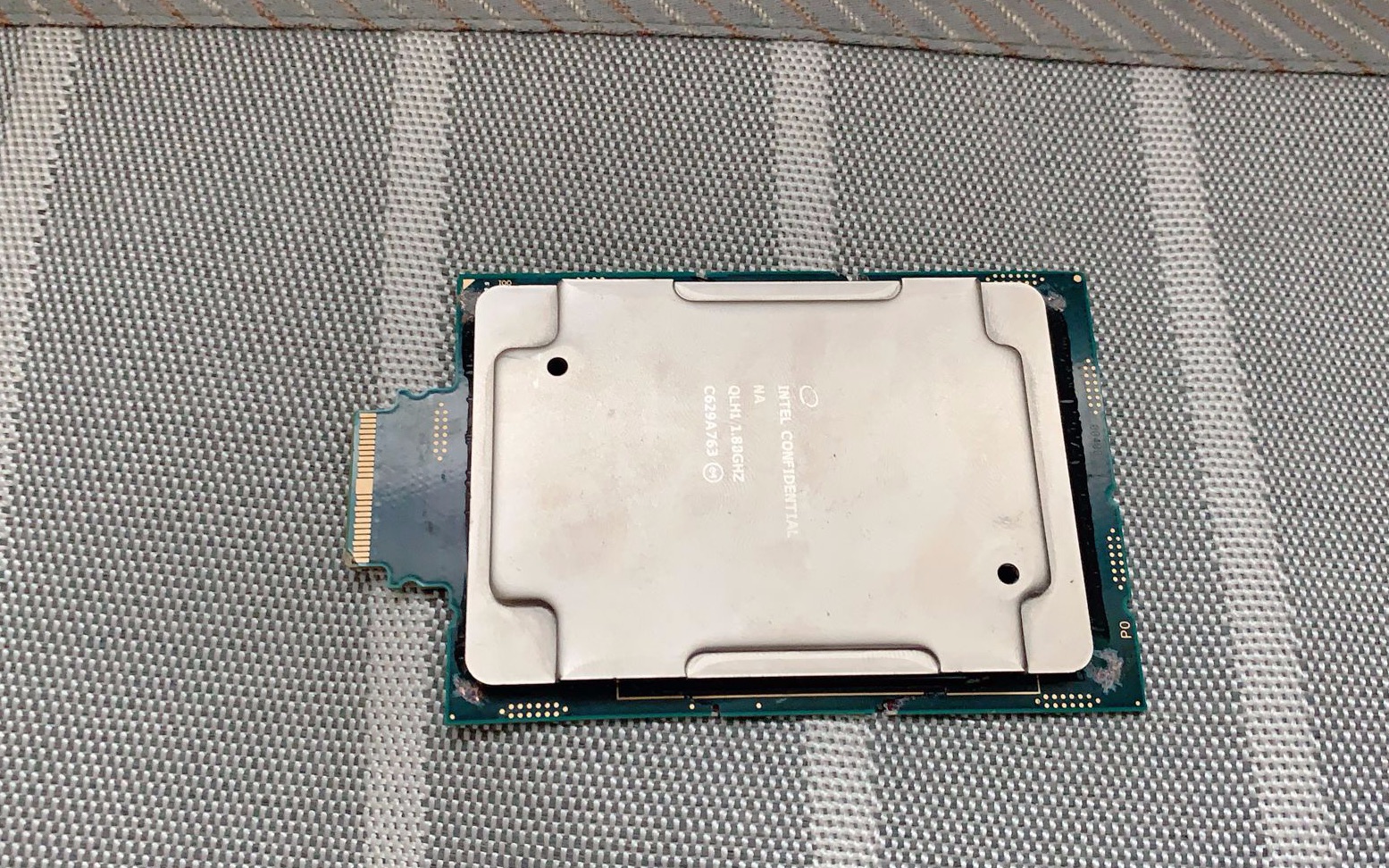 全站首开lga3647处理器开盖