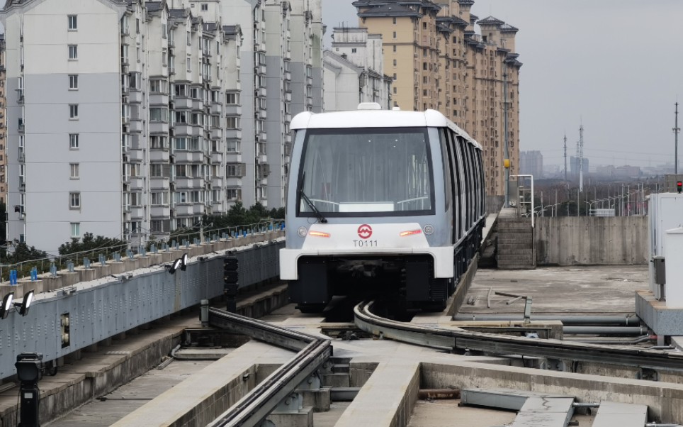 上海浦江线汇臻路至沈杜公路77出站折返车头pov视频车辆进站未加速