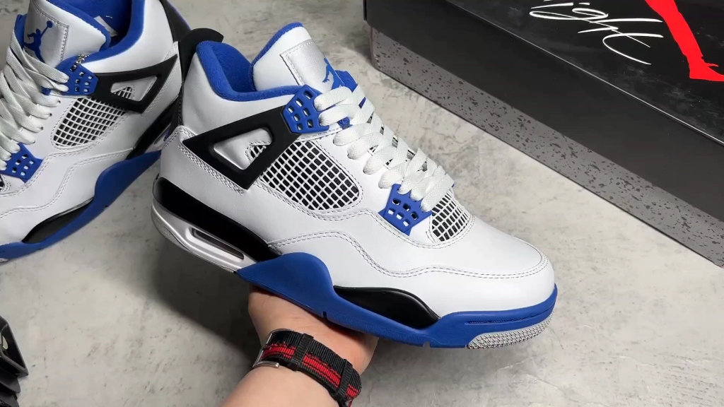 air jordan aj4 retro 赛车蓝 圈内最强四代