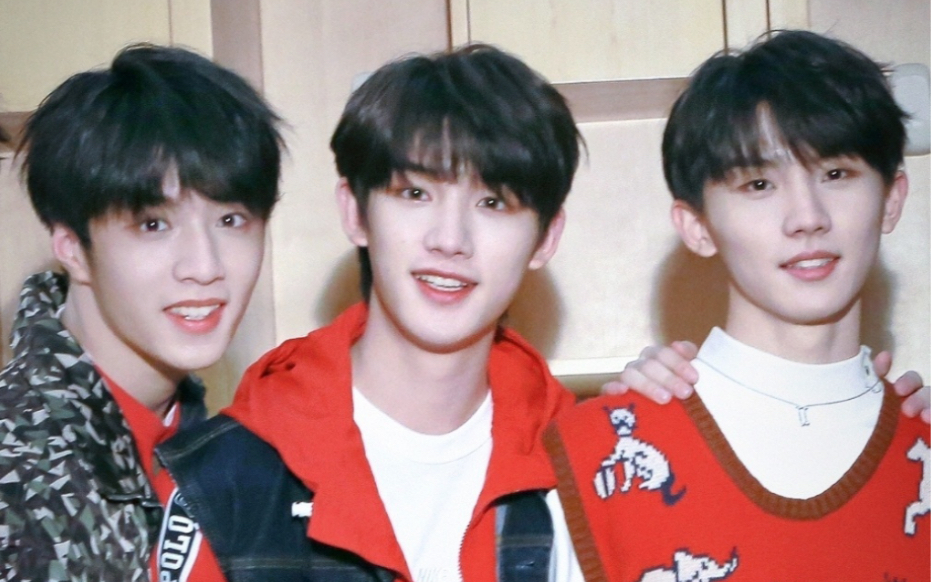 【祺鑫/文鑫】风完年之——(伪)"兄友弟恭"争宠记_哔哩哔哩_bilibili