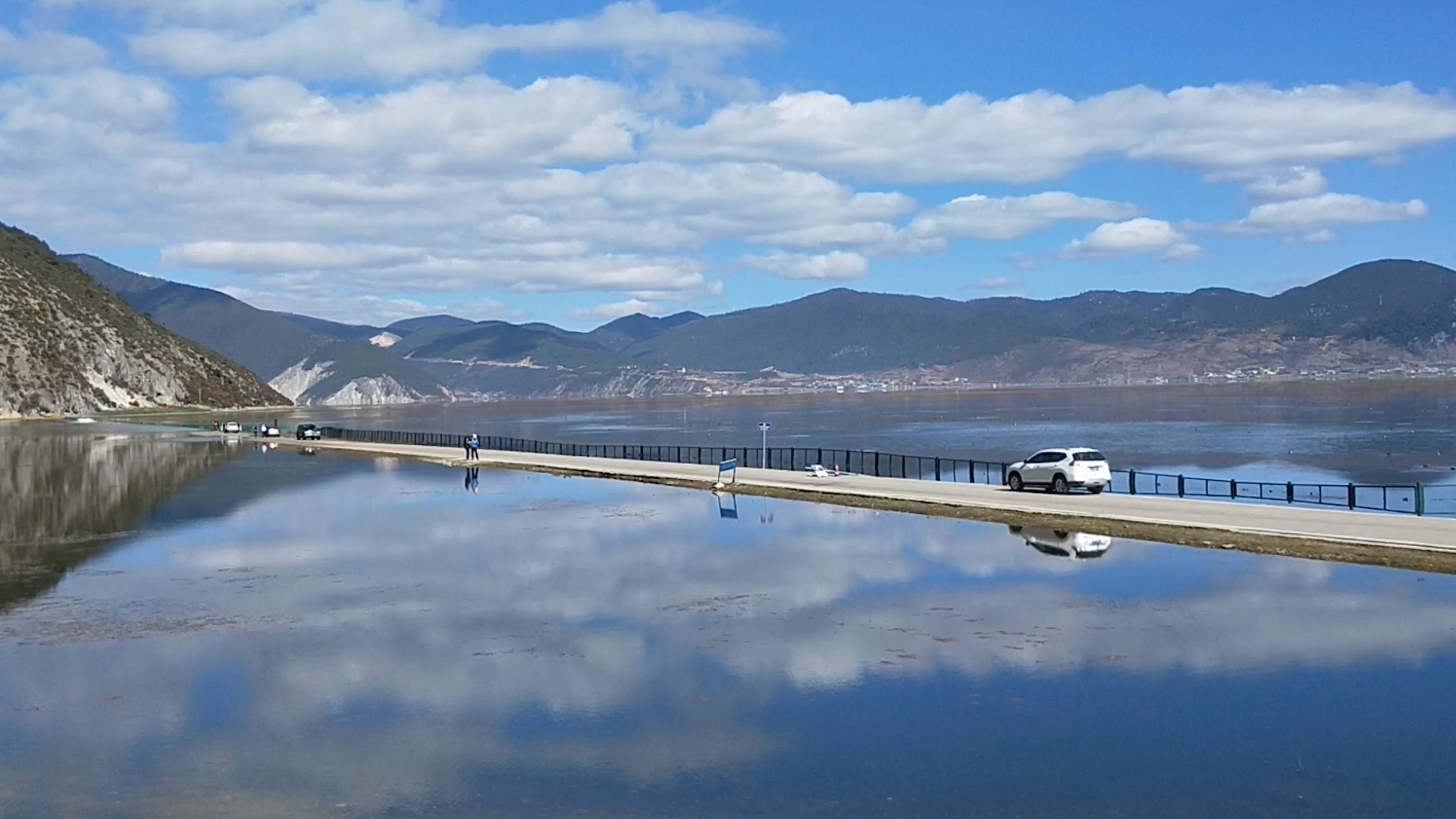 香格里拉纳帕海