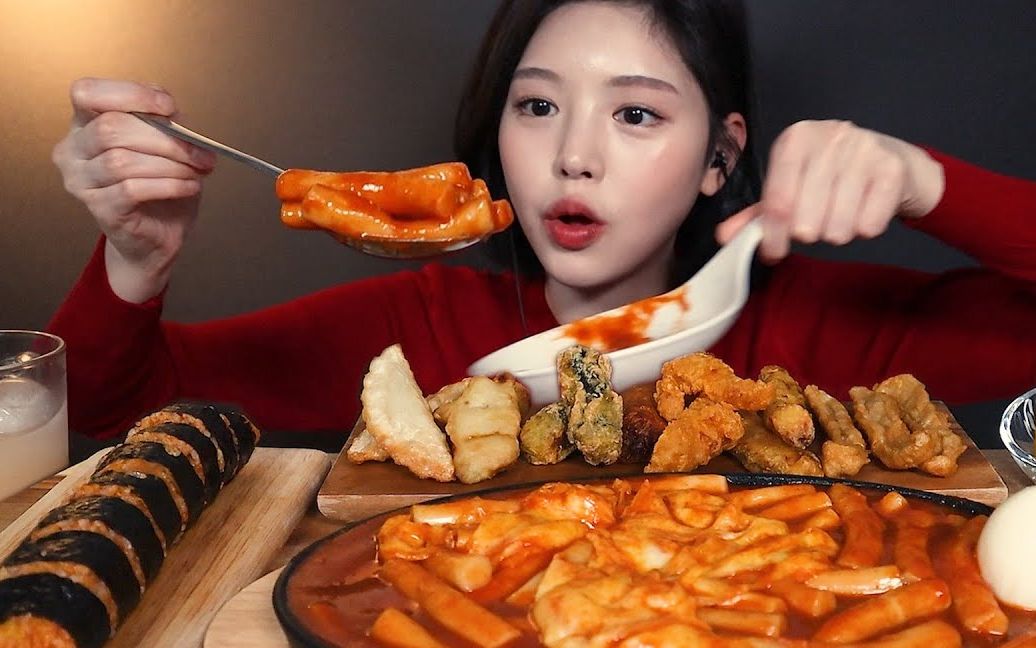 【大口吃播】boki 芝士炒年糕 紫菜包饭卷 炸鱿鱼