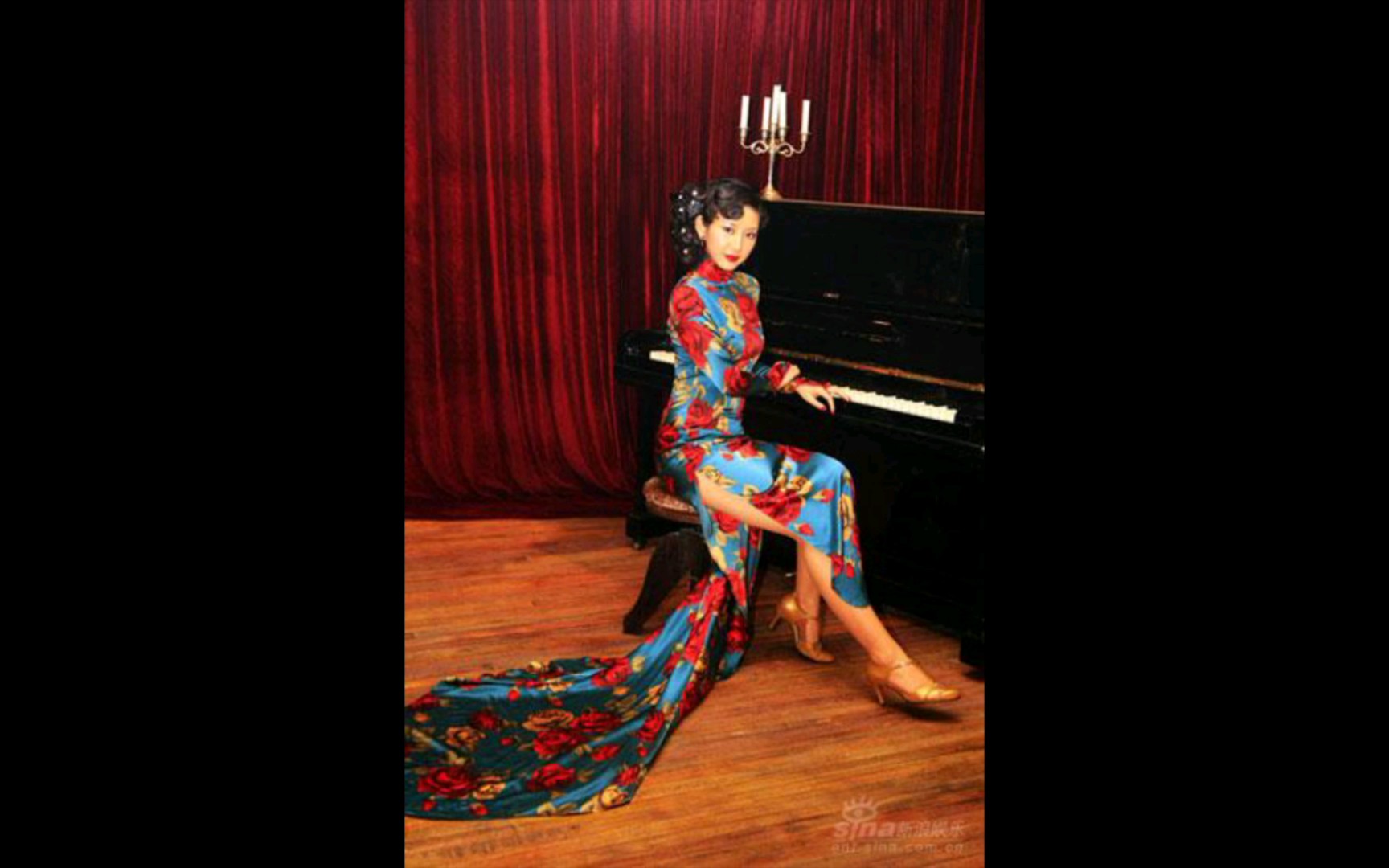 中国内地著名影视女演员唐一菲小姐经典旗袍造型(1)