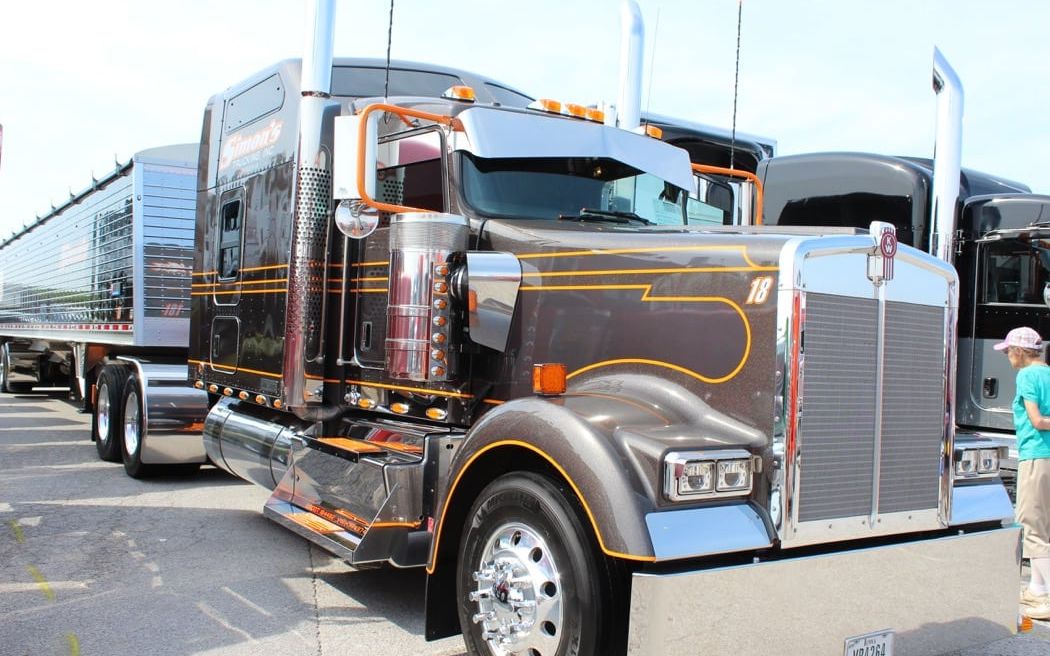 [肌车控] 超级卡车直线加速赛2018