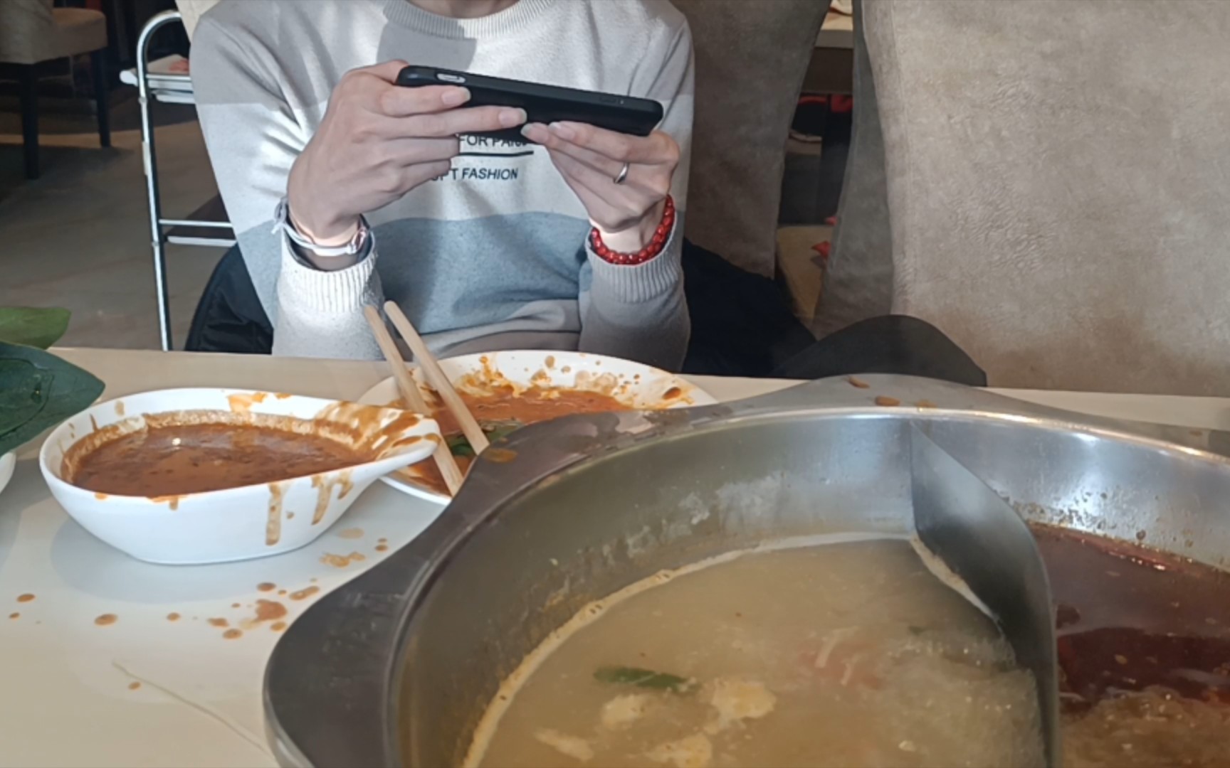 男人打游戏可以有多认真!