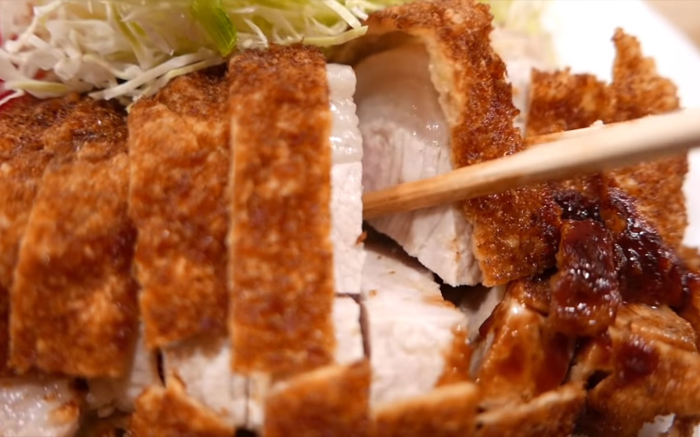 深夜食堂 日本美食脆炸猪排 东京美食 店生意太好了