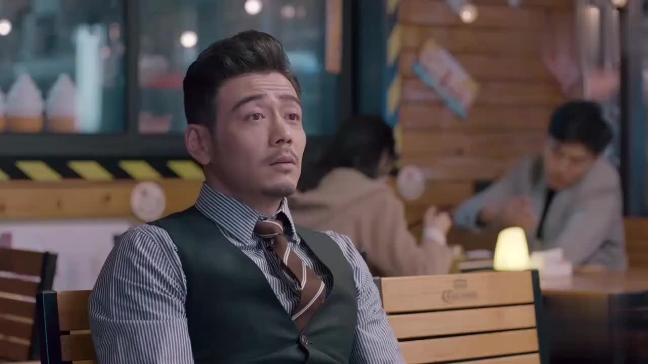 欢乐颂小曲和安迪撒娇小包总旁边看着吃醋了那是我女友02