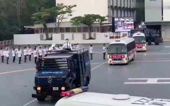 [图]香港警察乐队《奋斗》《钢铁洪流进行曲》《大丈夫》《捍卫香港》