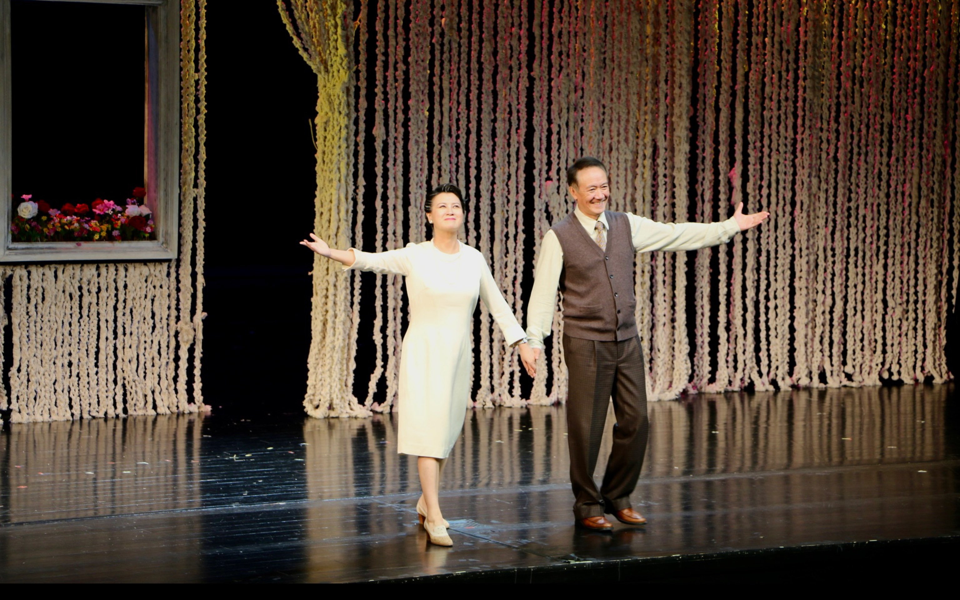 北京人艺话剧《老式喜剧》20230908本轮末场谢幕片段