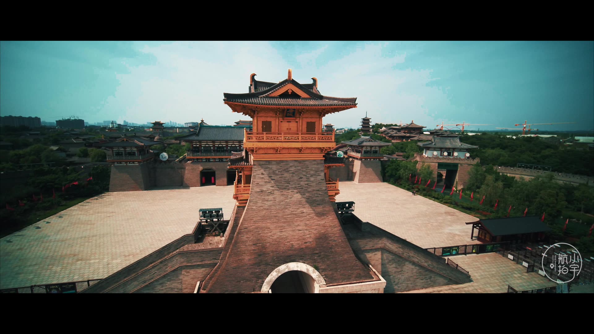 航拍襄阳唐城影视城,《妖猫传》就在这里拍摄