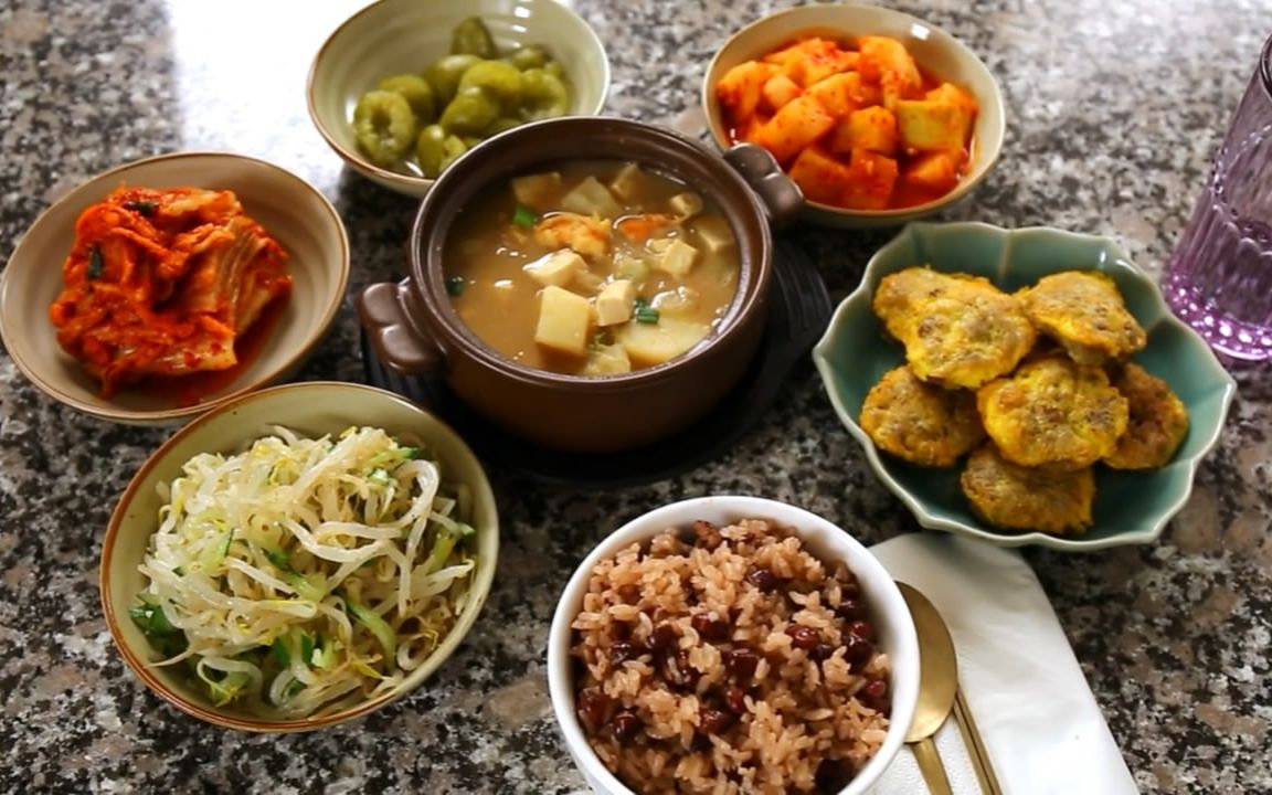 [图]【肉姐】韩式红豆饭&小菜 Korean red bean rice and side dishes