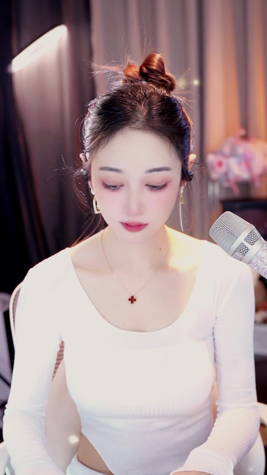 抖音凉快主播=抖音主播凉爽为什么那么有钱