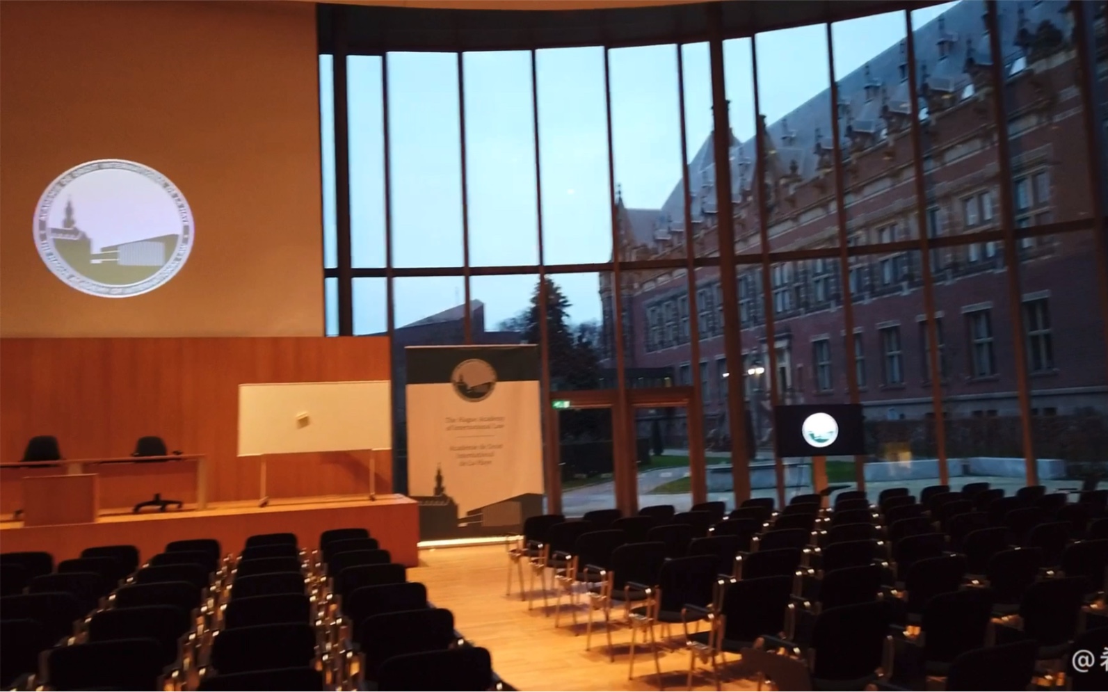 荷兰学习生活海牙海牙国际法学院冬季研修班