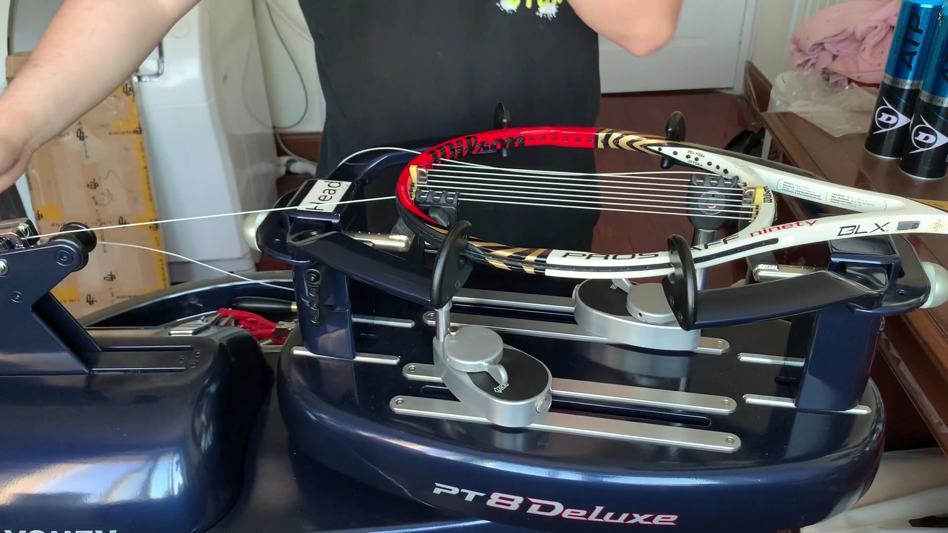 网球拍穿线实录wilsonprostaff90alphagut2000taan5600linlistringing