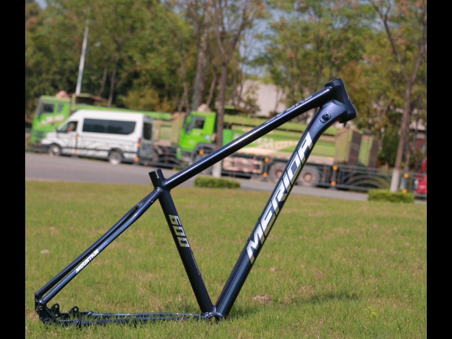 美利达公爵600改色