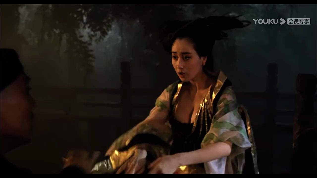 奔着利智去看了一遍倩女幽魂第三部感觉利智比王祖贤有味道