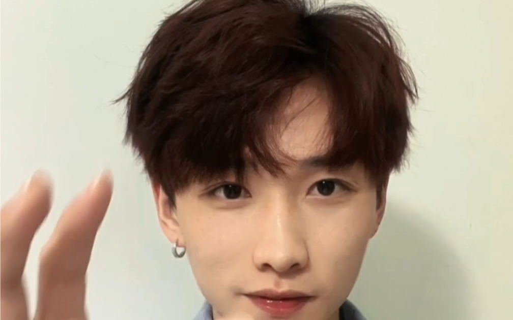 少爷!这个发型太帅了!我还是忘不了!学会了帅翻女朋友!