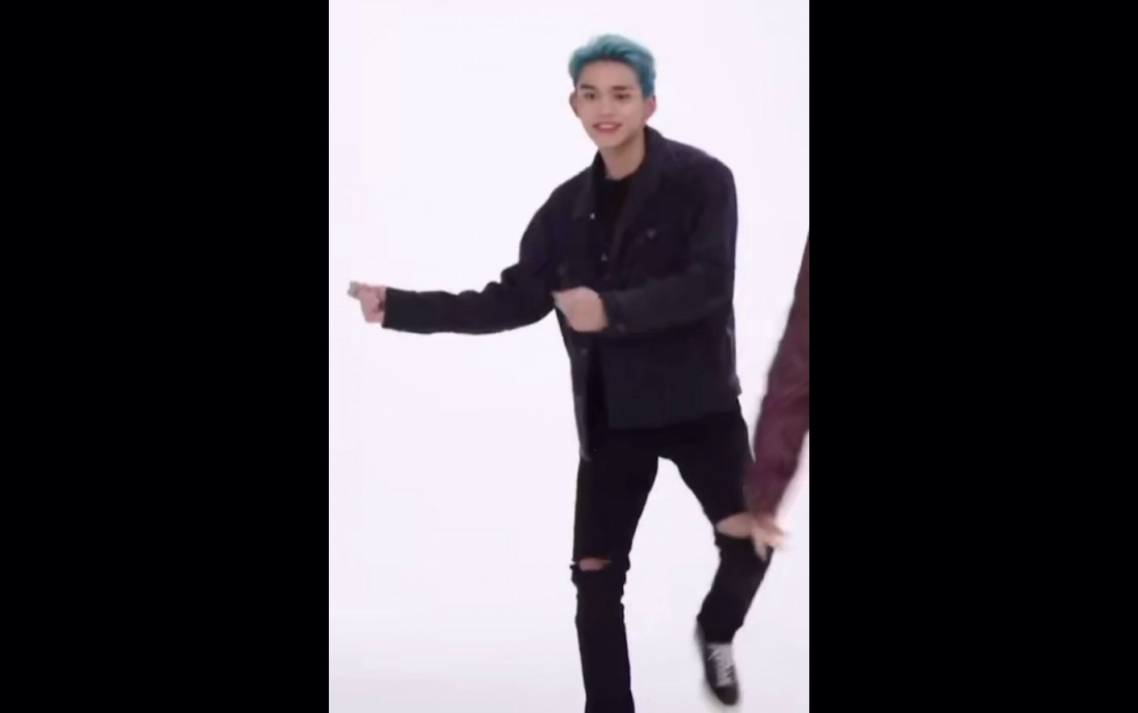 舞蹈版之可可爱爱黄熙熙—>成年爱豆黄旭熙