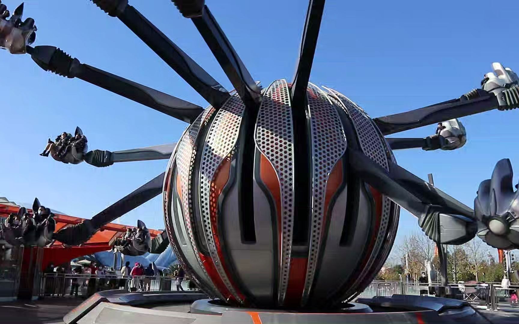 mvi_6033~1 迪士尼 喷气背包