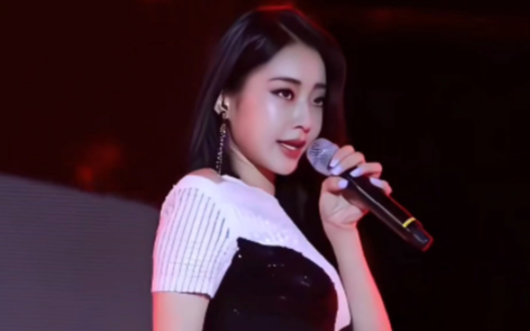 【nine muses】女团成员"gyeongri朴景丽"现场饭拍 (remember)