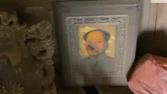 上世纪防空洞，在神像的簇拥中找到他