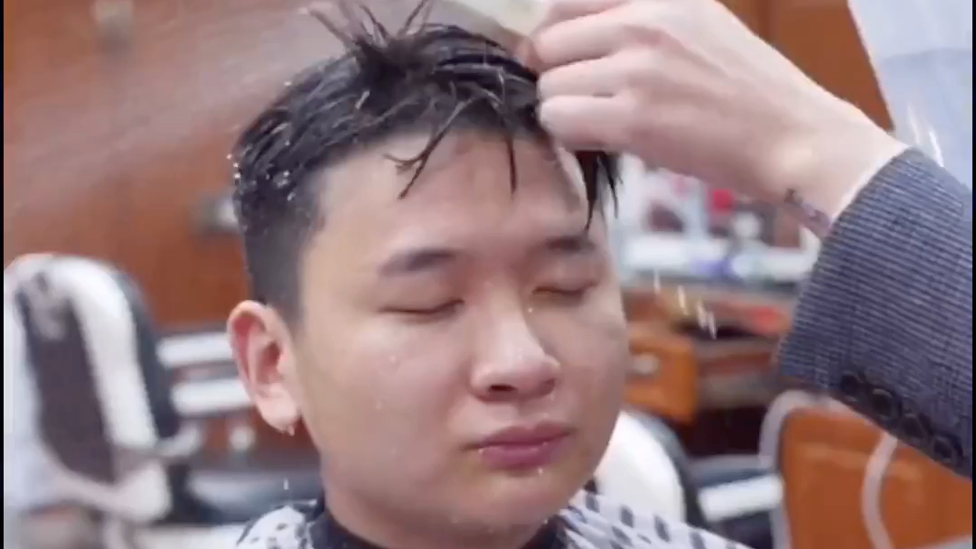 托尼带水同一个世界同一个喷水技术托尼老师你值得拥有