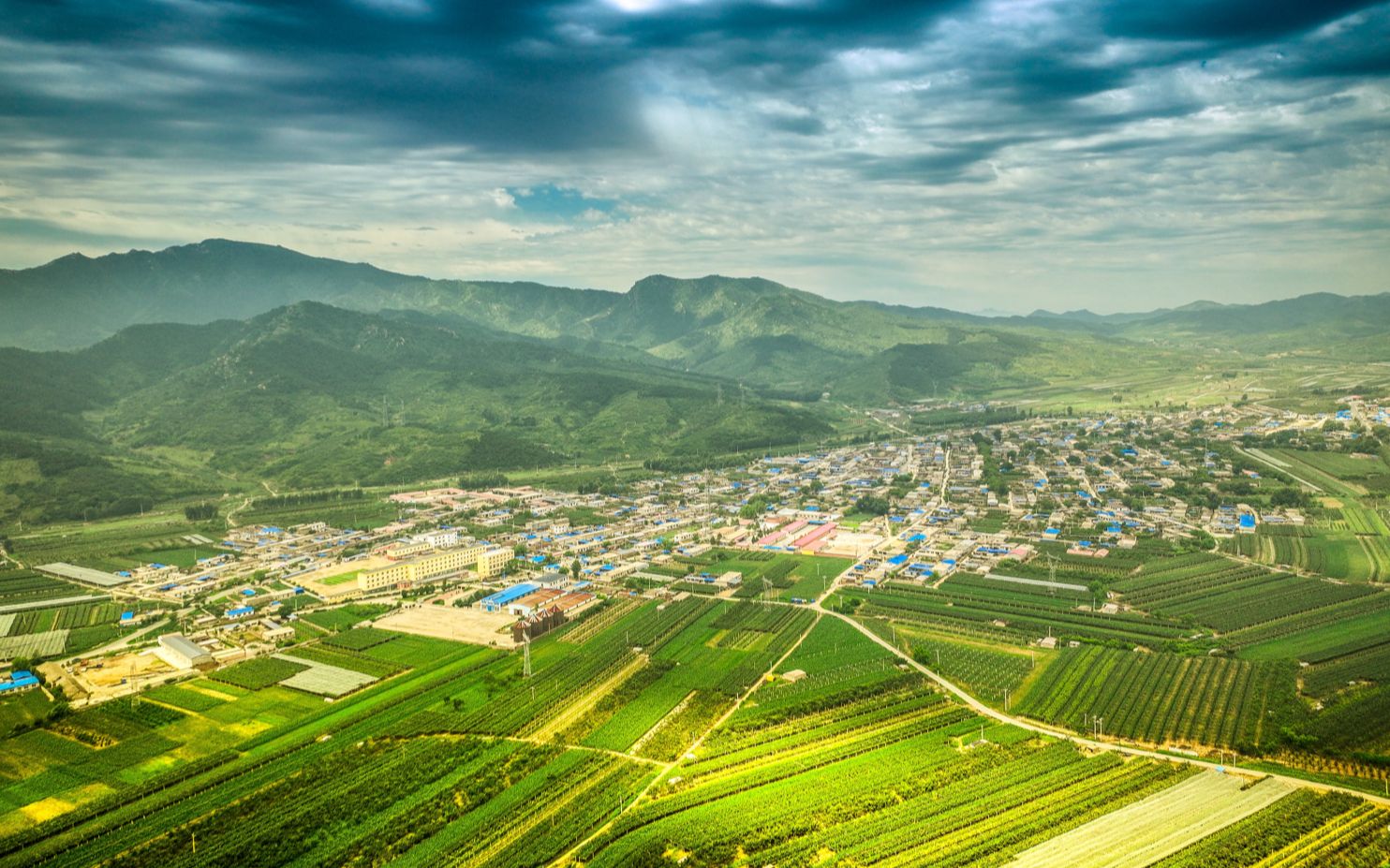 [图]【医巫闾山山脉】飞向云端，以上帝视角俯瞰六百三十平方公里的巍峨