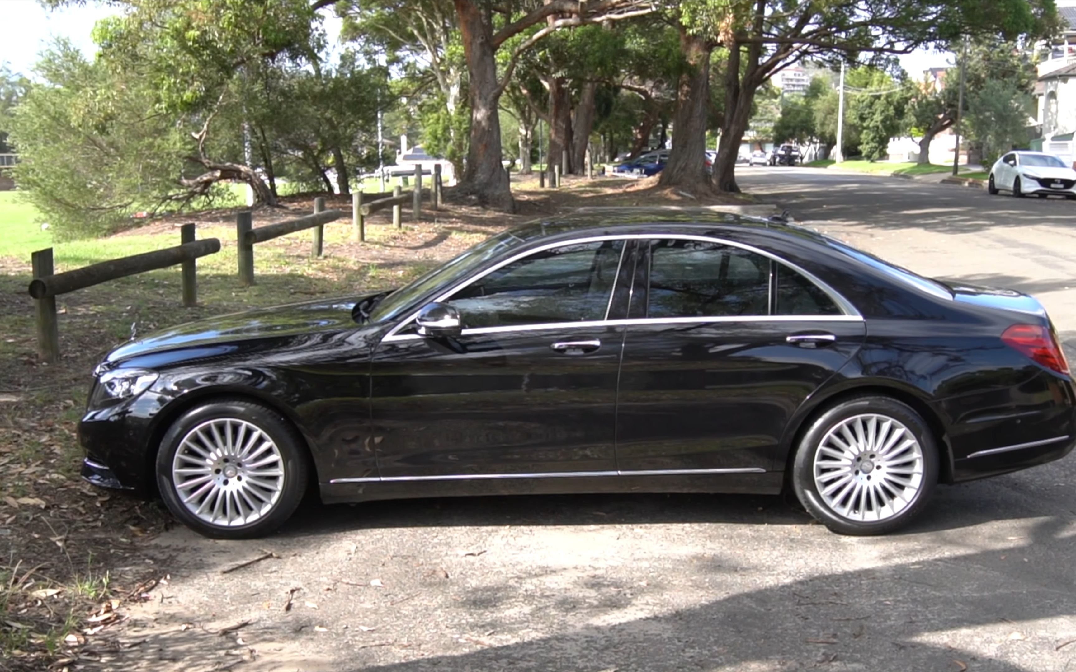 奔驰 w222 s级 s300 4缸混动 bluetec hybrid 澳洲大叔测评数字最小