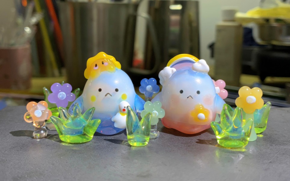 超可爱!玻璃做的彩虹水波蛋