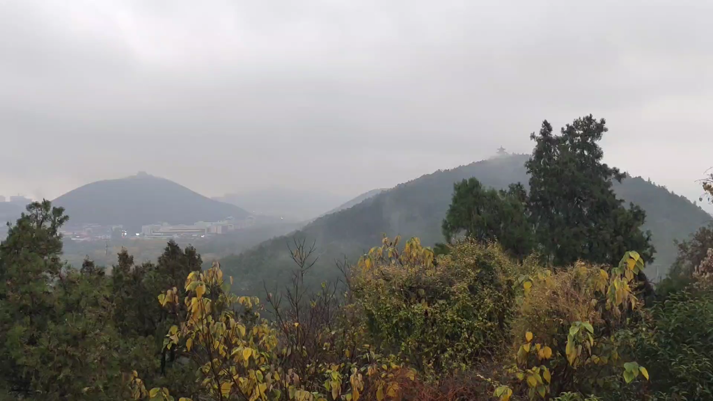 [图]雨后云龙山